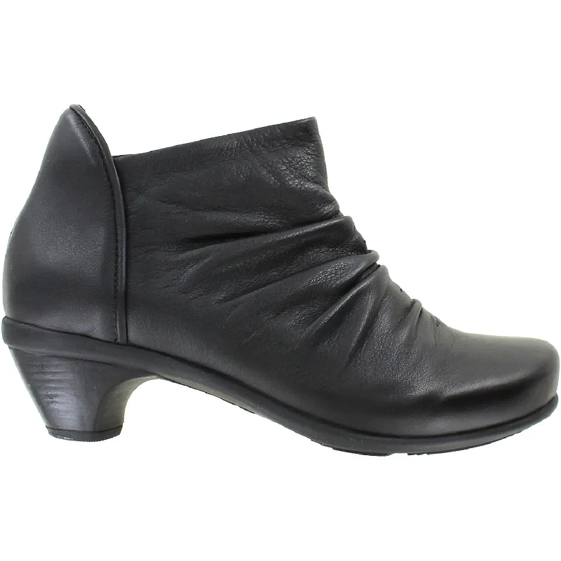 Booties with plush feelWomen's Naot Advance Soft Black Leather