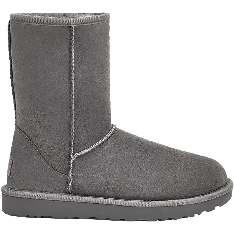 Booties with padded solesWomen's UGG Classic Short II Grey Sheepskin