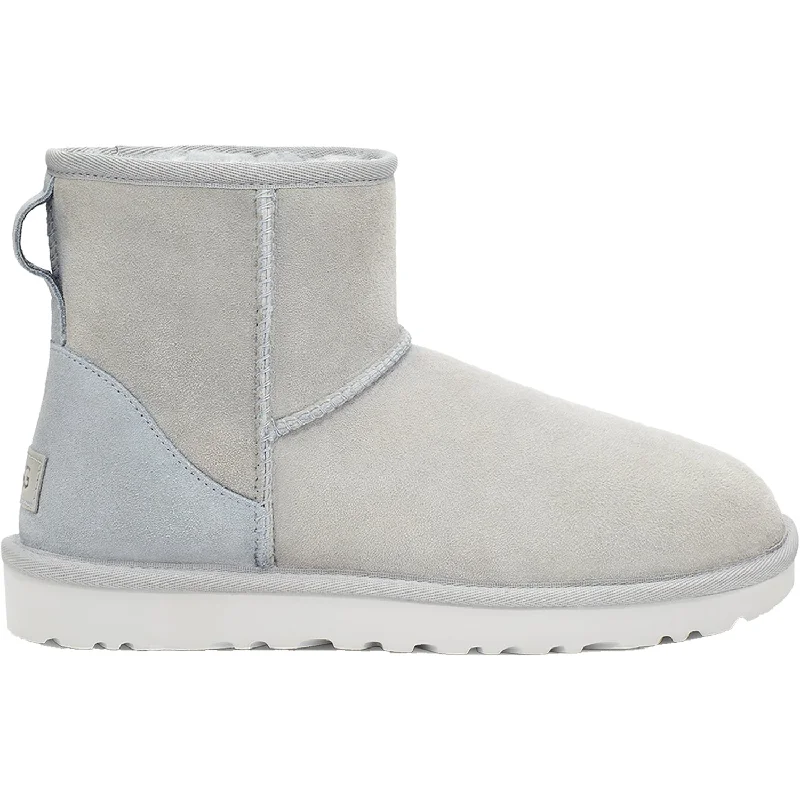 Booties with foot reliefWomen's UGG Classic Mini II Ash Fog Sheepskin