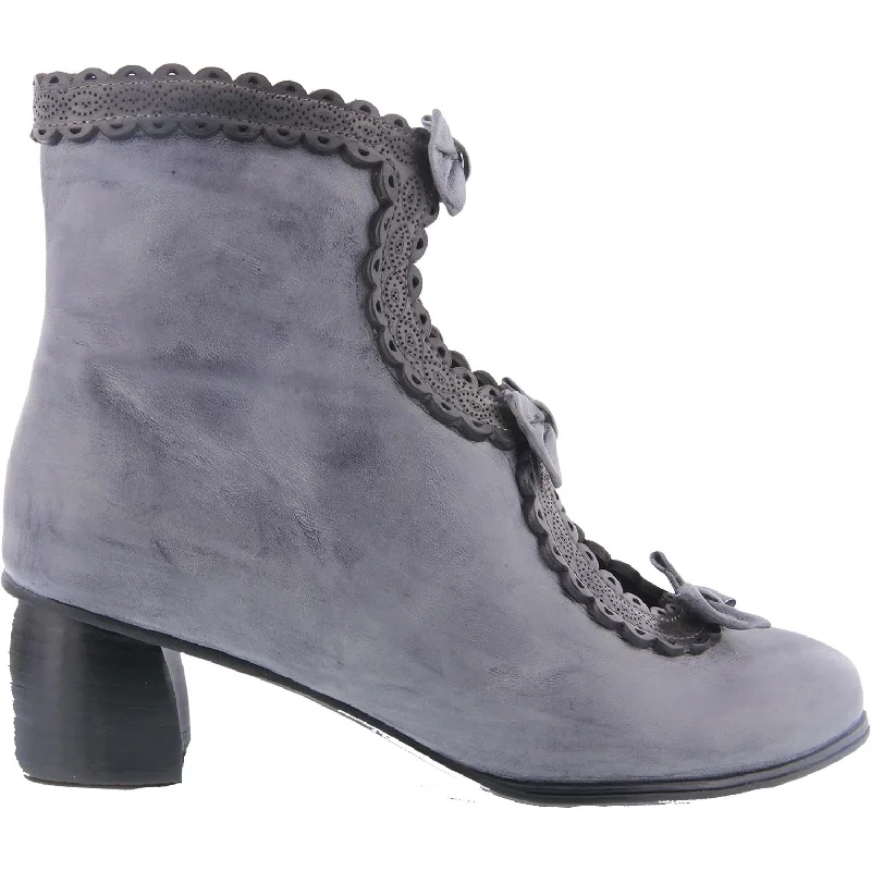 Booties with trendy comfortWomen's Spring Step Selenia Light Grey Leather