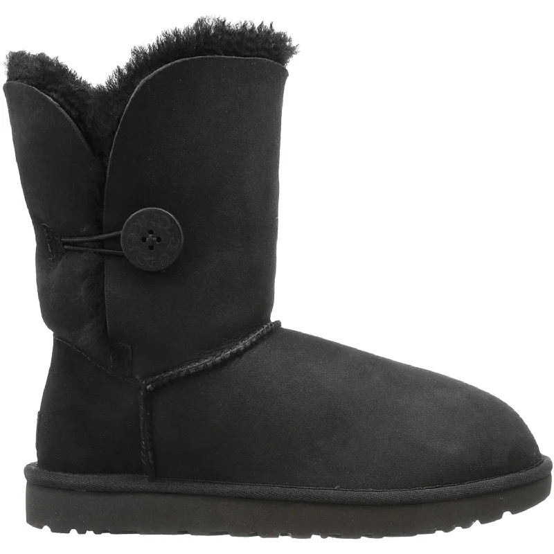 Booties with soft solesWomen's UGG Bailey Button II Black Sheepskin