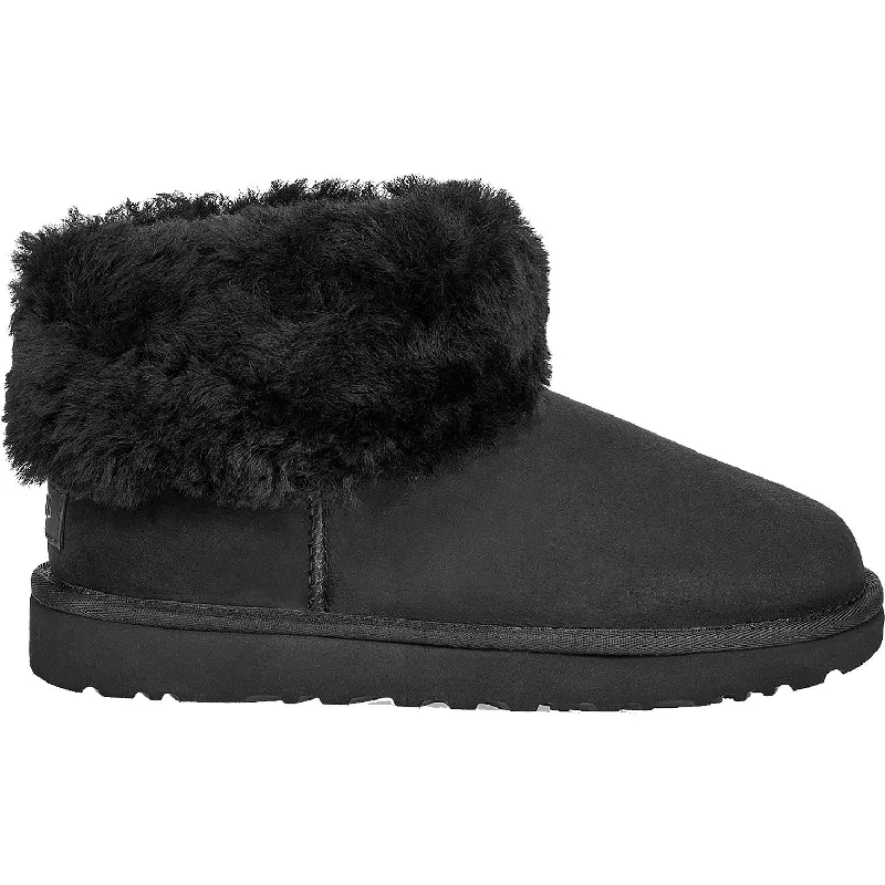 Booties for relaxed styleWomen's UGG Classic Mini Fluff Black Sheepskin