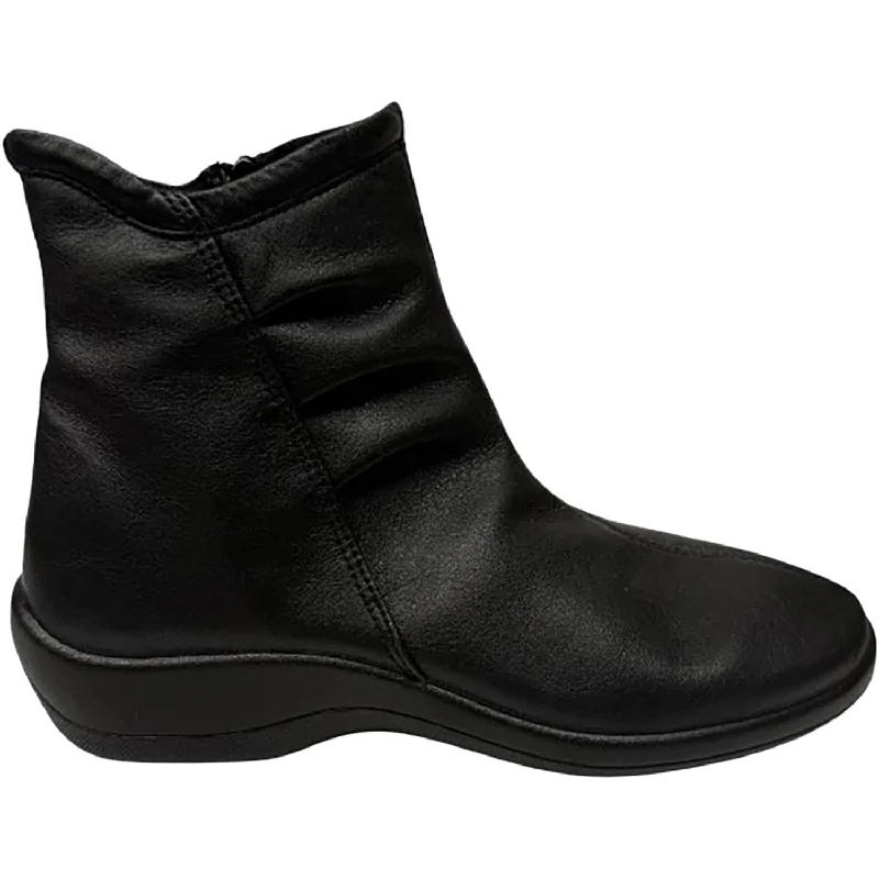 Booties for cozy feelWomen's Arcopedico Paluma Black Synthetic