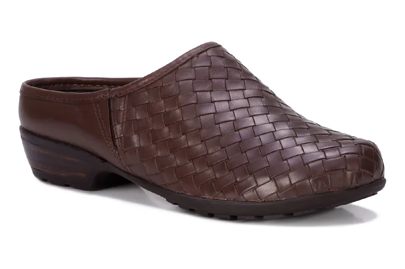 Casual shoes with padded interior-Emerson