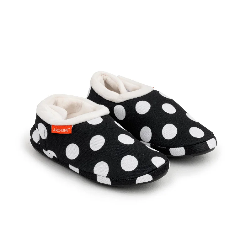 Slippers for morning routineArchline Orthotic Slippers Closed – Black with White Polkadots