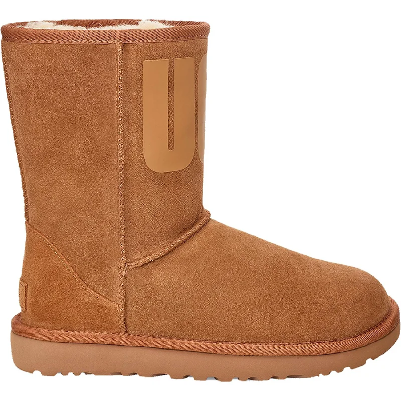 Booties for wide feetWomen's UGG Classic Short Rubber Logo Chestnut Suede